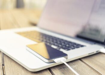 US sets new efficiency standards for external power supplies