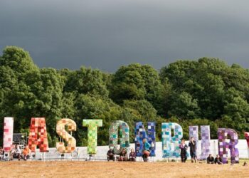 Solar to power Attenborough film at Glastonbury