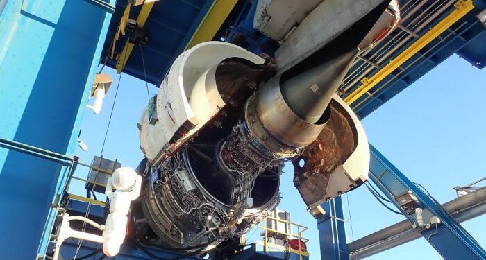 Rolls-Royce wins £24m for cleaner aircraft engines