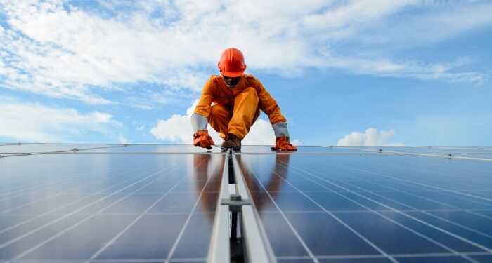 World invested more in solar power than fossil fuels in 2017