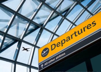 Climate campaigners launch legal action against Heathrow expansion