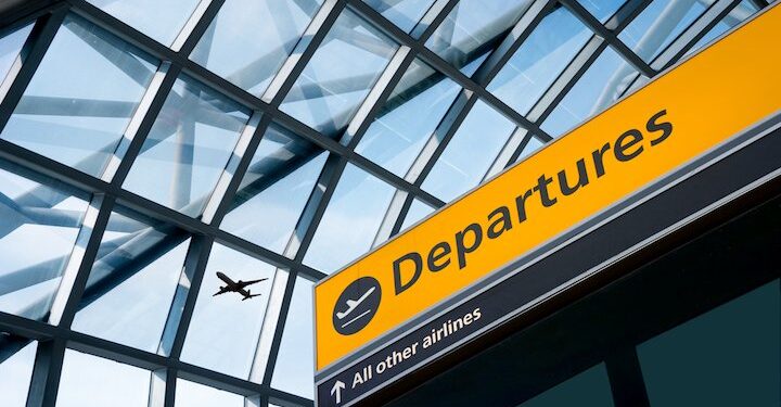 Climate campaigners launch legal action against Heathrow expansion