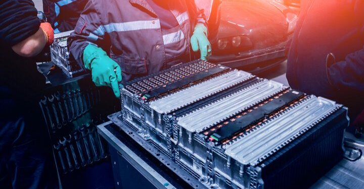 New battery tech ‘could recharge EVs in seconds, not hours’