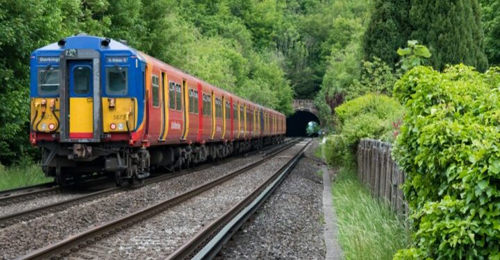 South Western Railway to host trackside solar pilot project