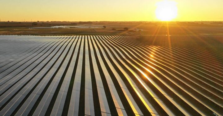 Statkraft and BayWa team up for second subsidy-free solar plant in Spain