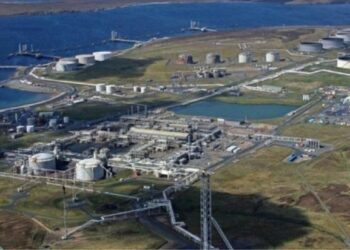 BP hit with £400k fine after oil spill in Shetland