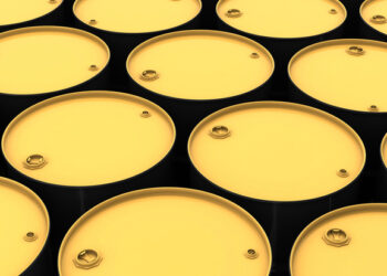UK slashes oil imports by more than 75m barrels over five-year period