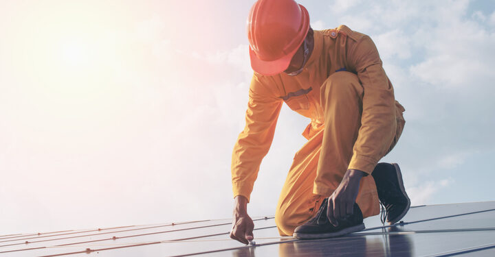 Investment in clean economy ‘up 48% between 2015 and 2018’