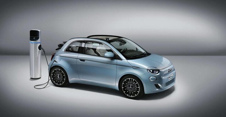 O bella ciao: FIAT introduces first EV