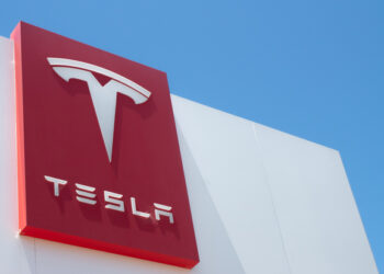 Tesla’s New York Gigafactory begins ventilator production ‘as soon as humanly possible’