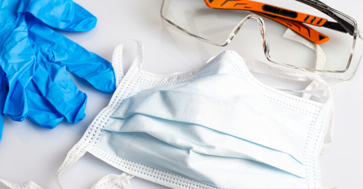 Majority of UK waste bins ‘contain dangerous used PPE’