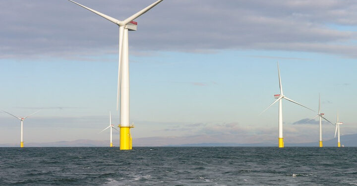 SSE to sell stake in Walney offshore wind farm for £350m