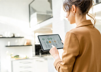 BT and Hubbub team up for smart home technology challenge