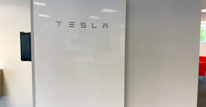 Australian government to build ‘futuristic’ net zero homes with Tesla batteries