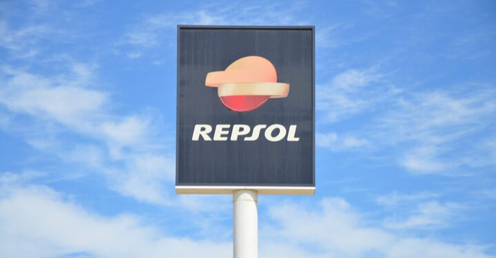 Repsol enters US renewable market with stake in Hecate Energy