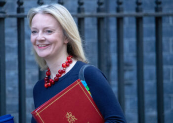 ‘First ever’ £430m government-backed green transition loan announced