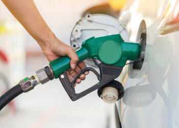 British petrol tanks filled with E10 from today