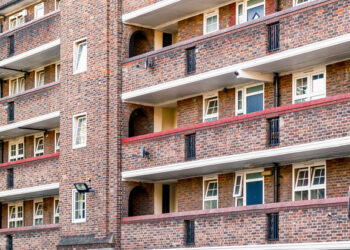 UK unlocks £160m energy efficiency package for social houses