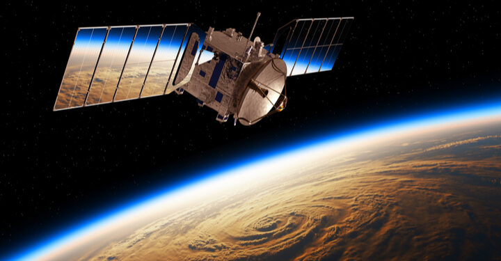Energy transition may come from space!