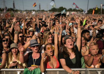 Glastonbury fish in ecstasy – or are they?