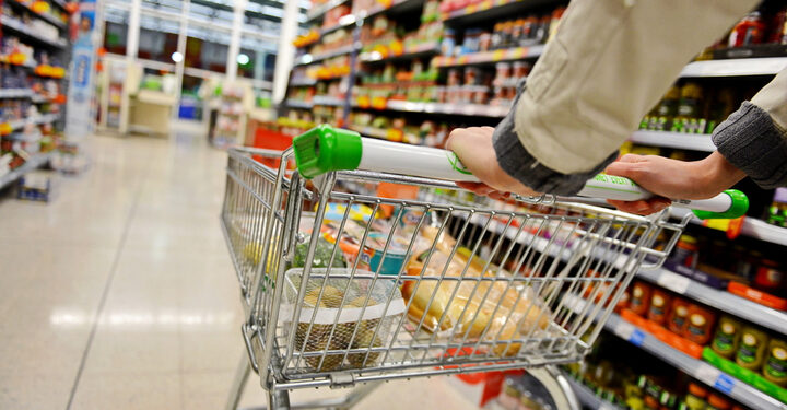 MPs press the alarm: “UK’s consumption is unsustainable”