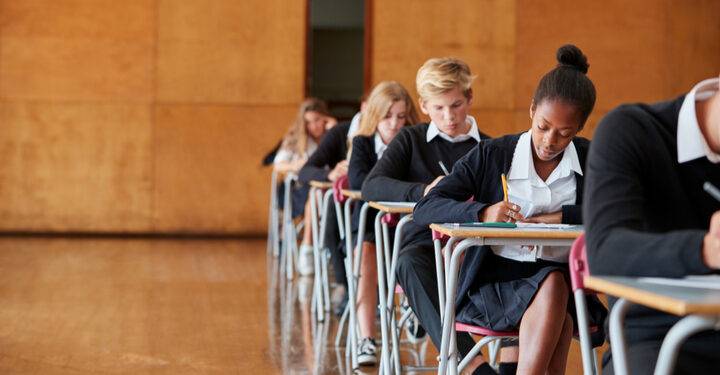 Air pollution above average in 41% UK schools