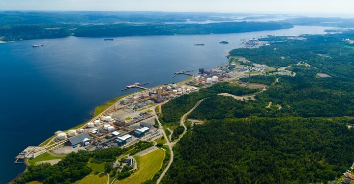 INEOS to invest £2bn in hydrogen production