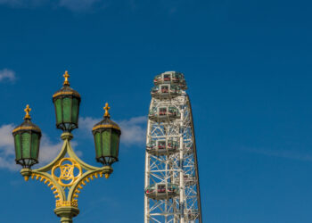 Switching historic gas street lights to LEDs in Westminster triggers fury