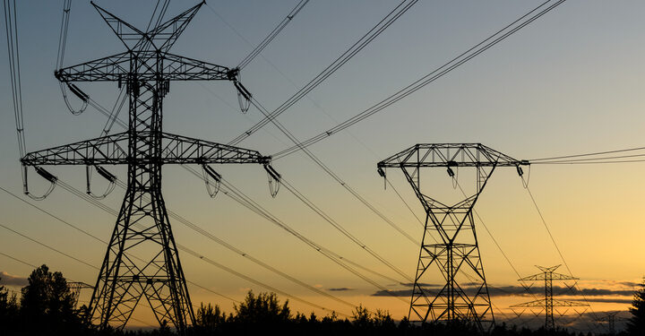 Solar and wind ‘provided more than one-eighth of total US electrical generation’