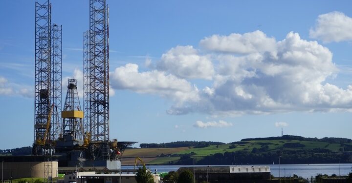 UK and Scottish Governments strike a deal on “green freeports”