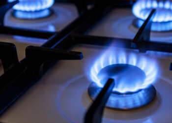 Nearly 20% of Scottish firms ‘expect to reduce operations due to rising energy prices’