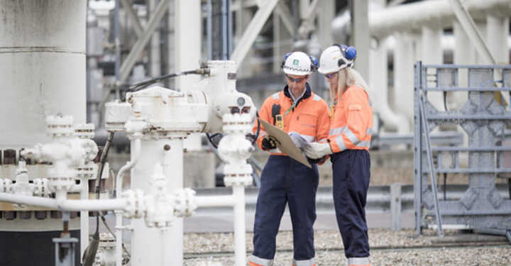 National Grid sells 60% of its gas business for £4.2bn
