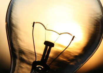 Ofgem plans to extend price cap monitoring period