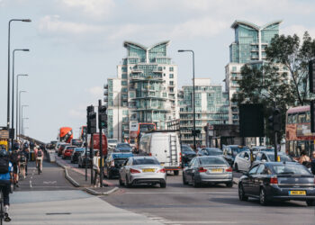 Soaring fuel costs put the brakes on employees’ commutes