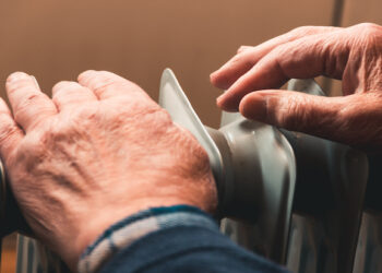 Welsh Government launches £4m scheme to help with spiralling energy bills