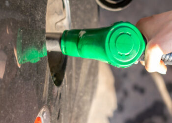 Britons forced to sell their cars as fuel prices hit record levels