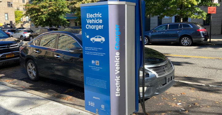 New York launches online hub to boost EV infrastructure expansion