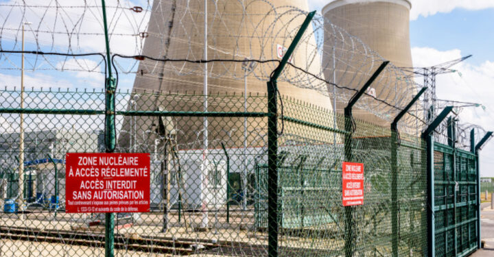 EDF sues its own government for £7bn