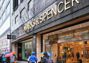 Bill Bryson slams M&S Oxford Street building plans