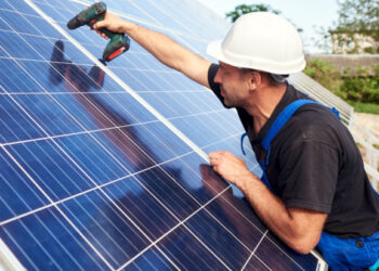 As energy bills soar more Britons look at the sun!