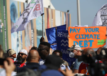 Climate activists inside COP27 to battle protest ban