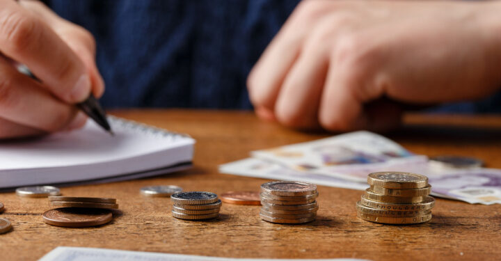 Millions start receiving up to £600 energy bill support from today