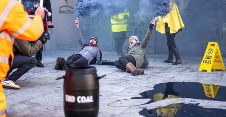 Climate activists throw black paint over Michael Gove’s office