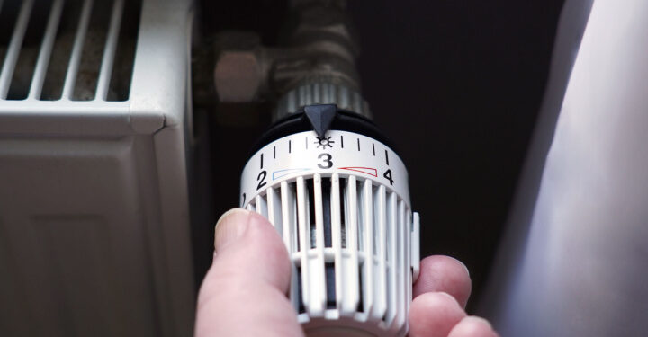 German gas consumption down nearly 15%