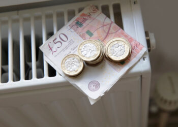 ‘Nearly 400k homes have received no help for energy bills’