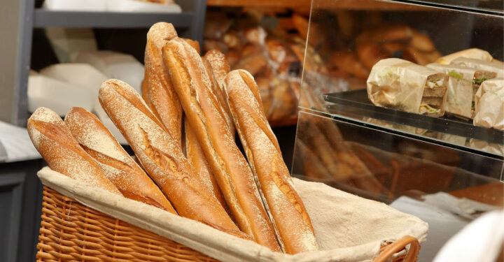 France vows to support baguettes amid energy crisis