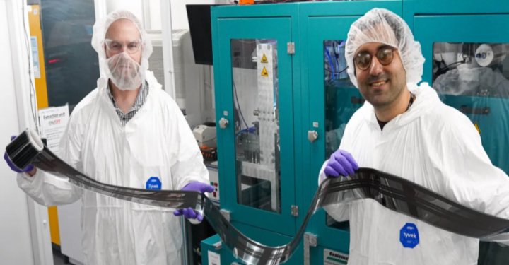 Welsh scientists create game-changing printable solar cells