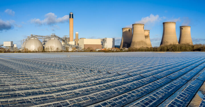 Chancellor signals ‘clean energy reset’ in bid to cut energy bills