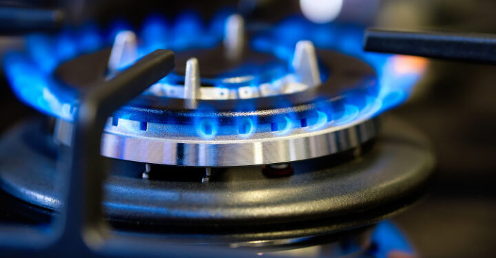 Call for government support in phasing out gas cookers