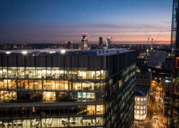 UK grid to call on factories and businesses to power down